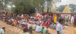 लोकेश्वर नाथ धाम में कांवड़ियों ने कराया महाभोग लोकेश्वर नाथ धाम में कांवड़ियों ने कराया महाभोग